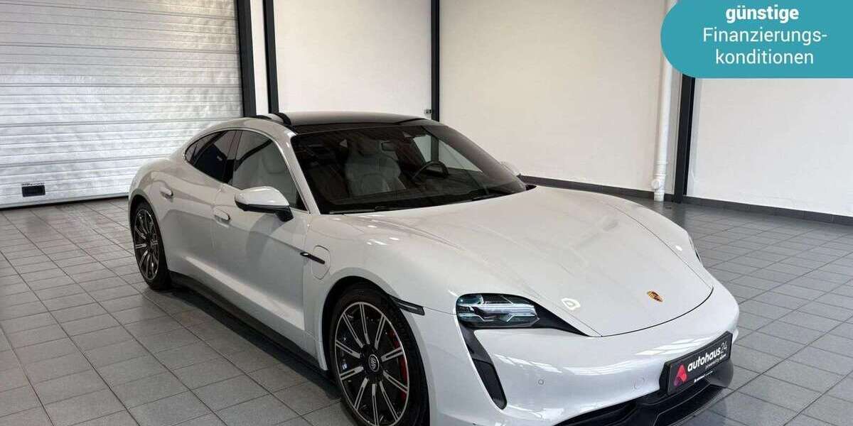 Porsche Taycan 41.969 km 72.190 &euro; Wuppertal - Barmen 42287