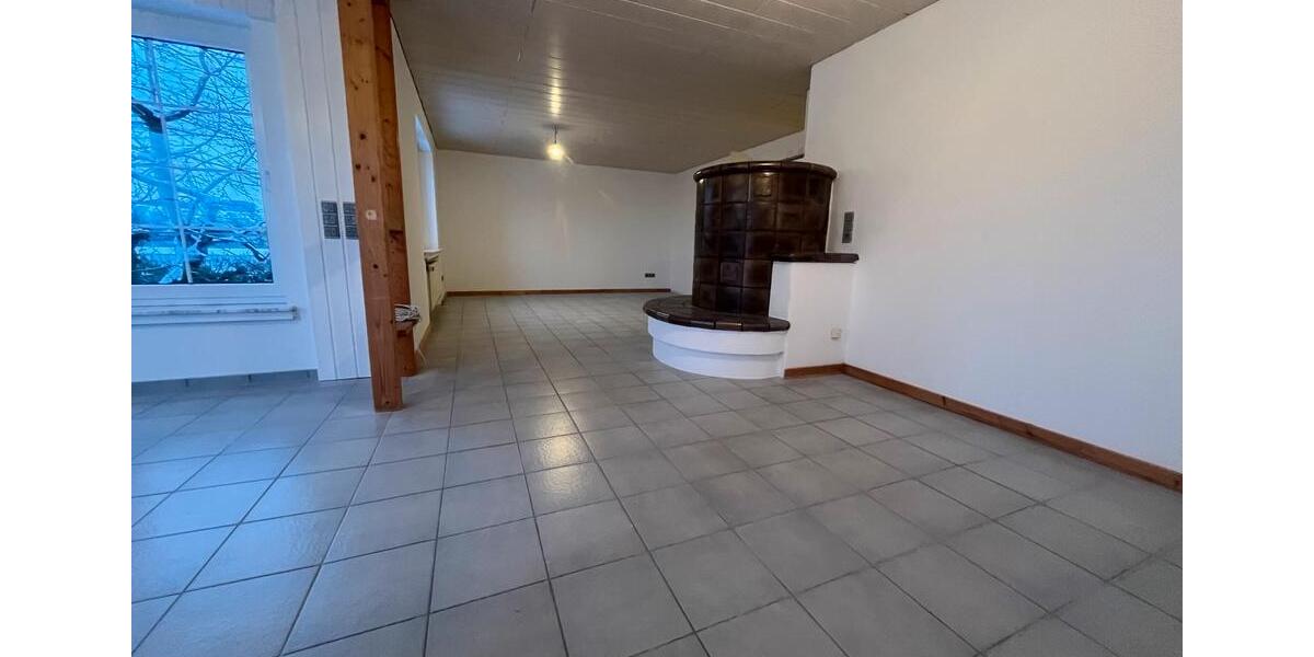 Erdgeschoßwohnung Kierspe - 3.5 Zimmer, 110 m&sup2;, 890&euro; | Angebot:25822583