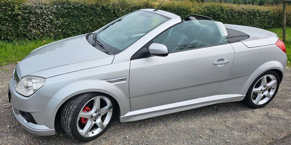 Opel Tigra 110.000 km 4.500 &euro; Wipperfürth, Hansestadt 51688