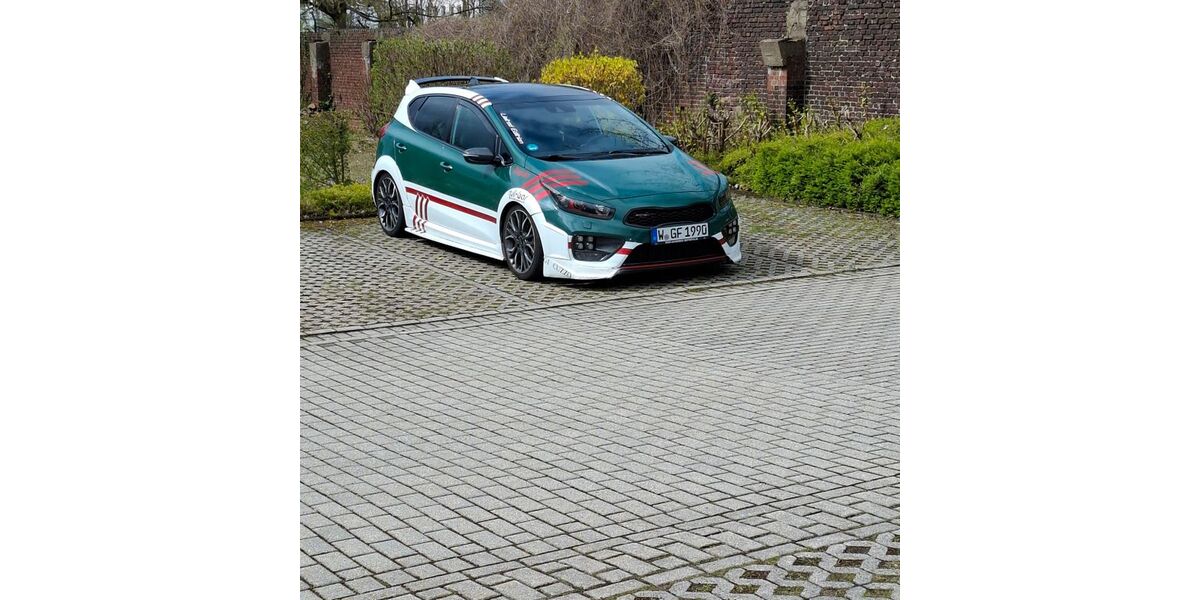 Kia ceed / Ceed 160.000 km 15.500 &euro; Schwelm 58332