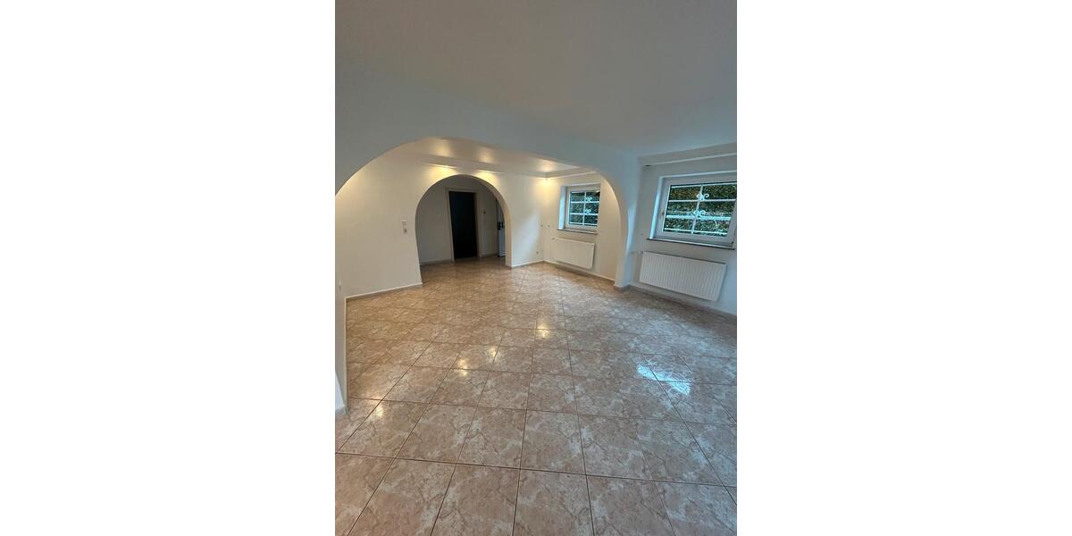 Erdgeschoßwohnung Wuppertal Gemarkung Elberfeld - 2 Zimmer, 70 m&sup2;, 700&euro; | Angebot:25343097