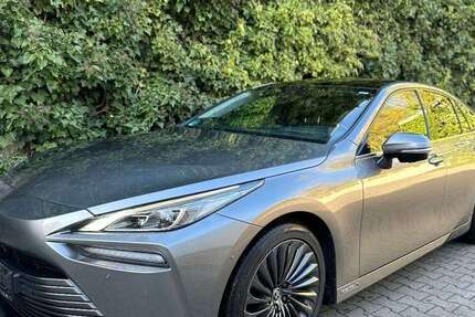 Toyota Mirai 92.000 km 13.490 &euro; Wuppertal 42281