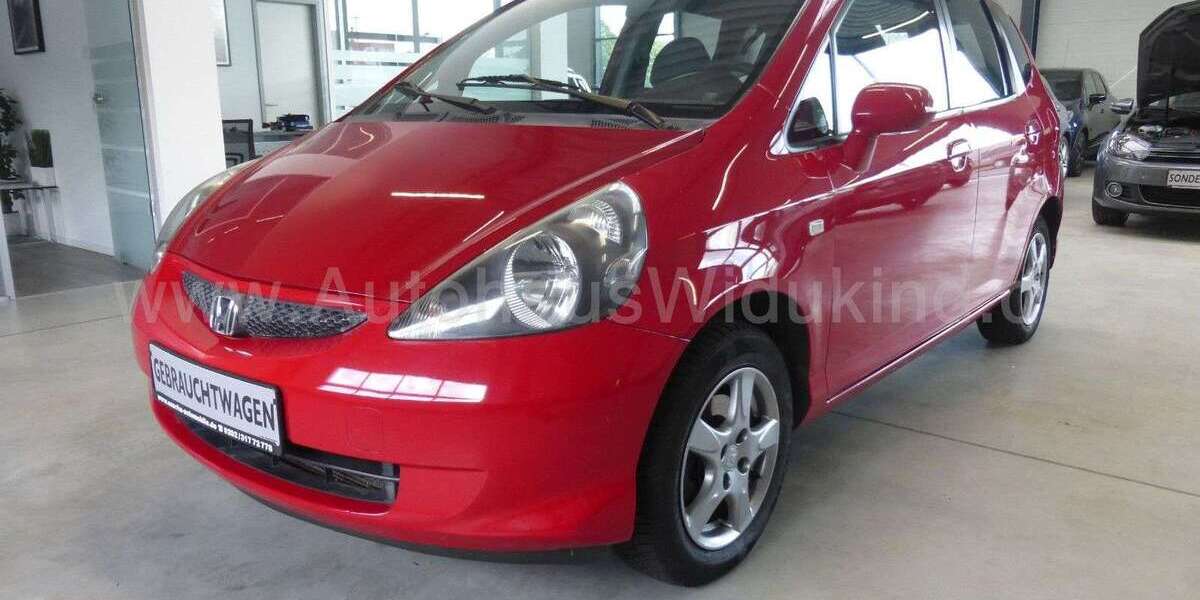 Honda Jazz 145.000 km 3.990 &euro; Wuppertal 42289