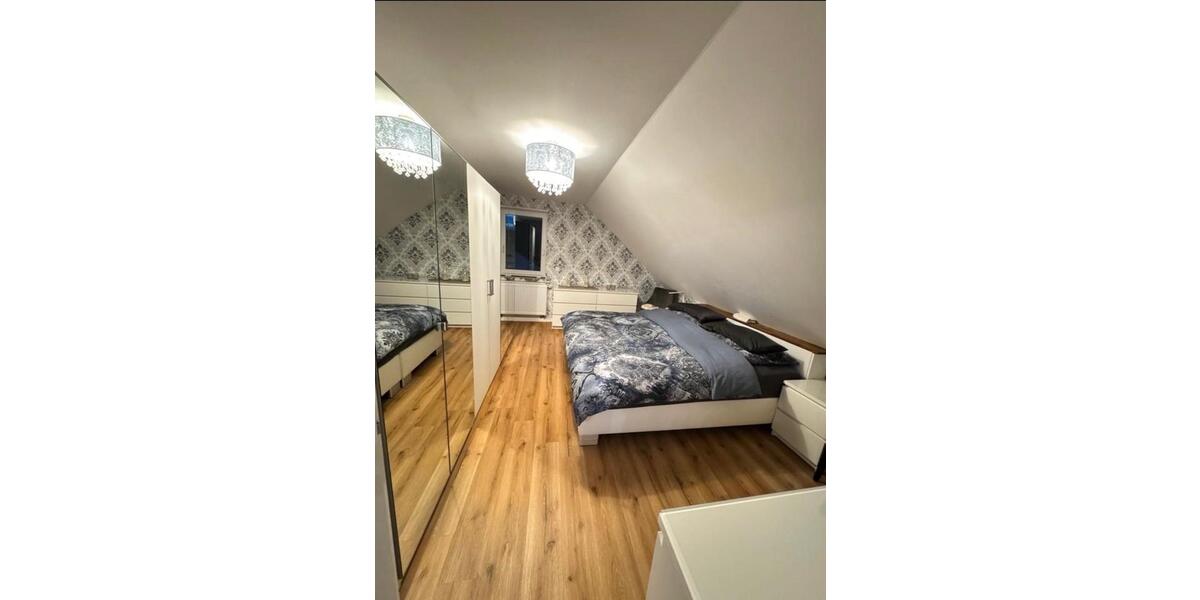 Dachgeschoßwohnung Lüdenscheid Othlinghausen - 3 Zimmer, 104 m&sup2;, 800&euro; | Angebot:26692010