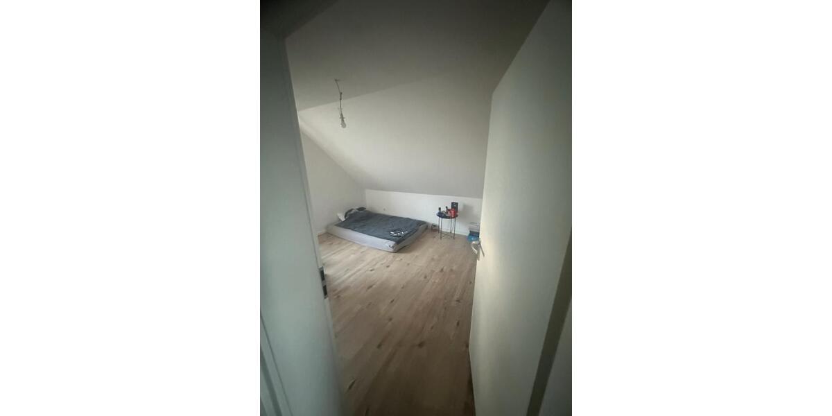 Dachgeschoßwohnung Schwelm - 2 Zimmer, 63 m&sup2;, 685&euro; | Angebot:27540259