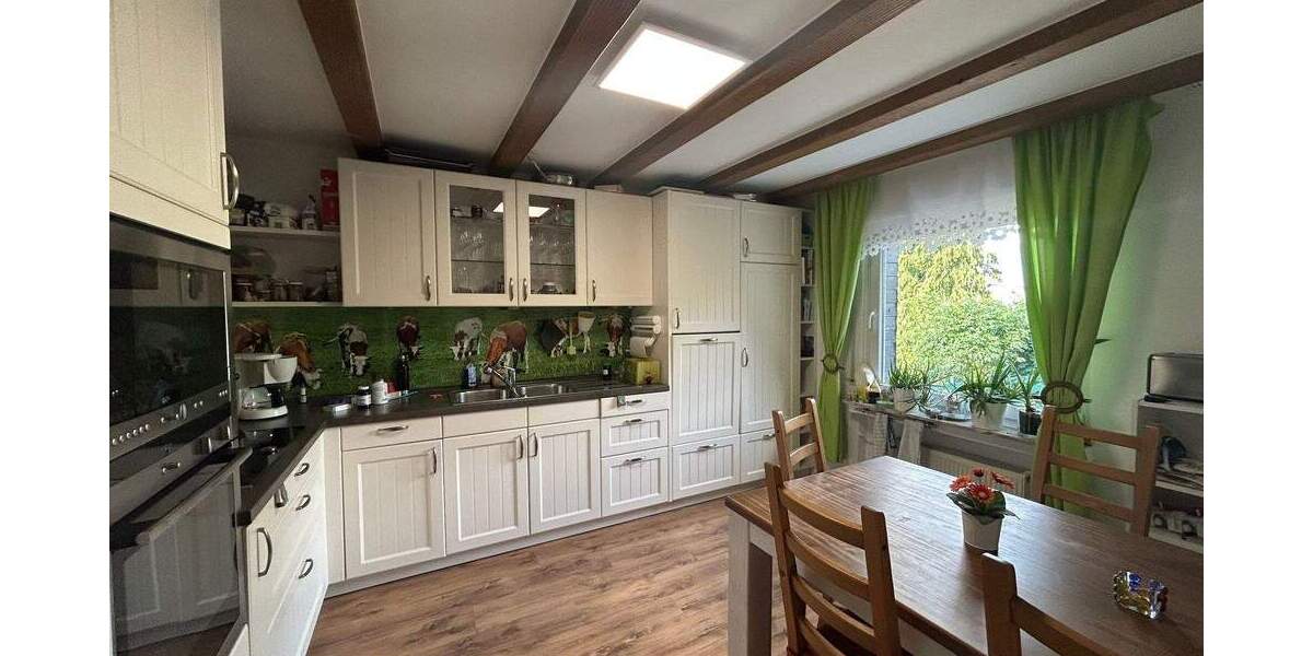 Doppelhaushälfte Wipperfürth - 6 Zimmer, 270 m&sup2;, 325.000&euro; | Angebot:25782733