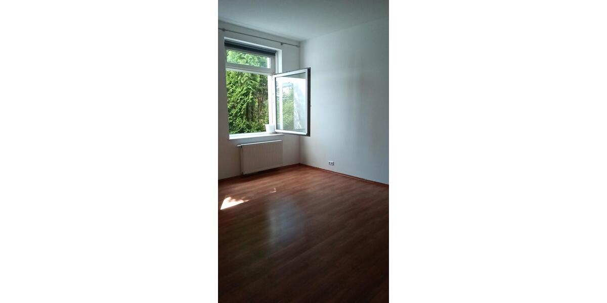 Etagenwohnung Velbert Velbert-Mitte - 3 Zimmer, 100 m&sup2;, 800&euro; | Angebot:26001851