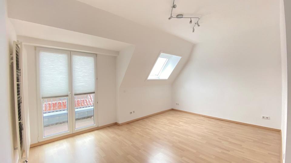 Dachgeschoßwohnung Menden (Sauerland) Bösperde - 2.5 Zimmer, 70 m&sup2;, 750&euro; | Angebot:25905931