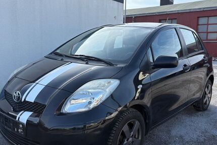 Toyota Yaris 135.049 km 3.190 &euro; Menden 58708