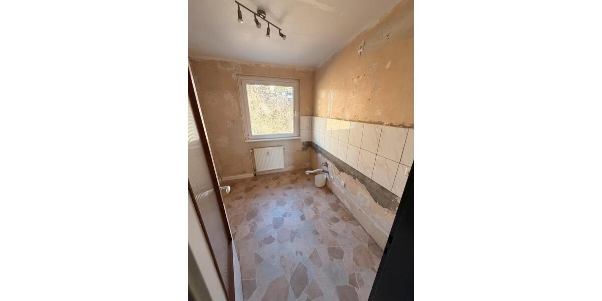 Etagenwohnung Werdohl - 3 Zimmer, 64 m&sup2;, 480&euro; | Angebot:25968678