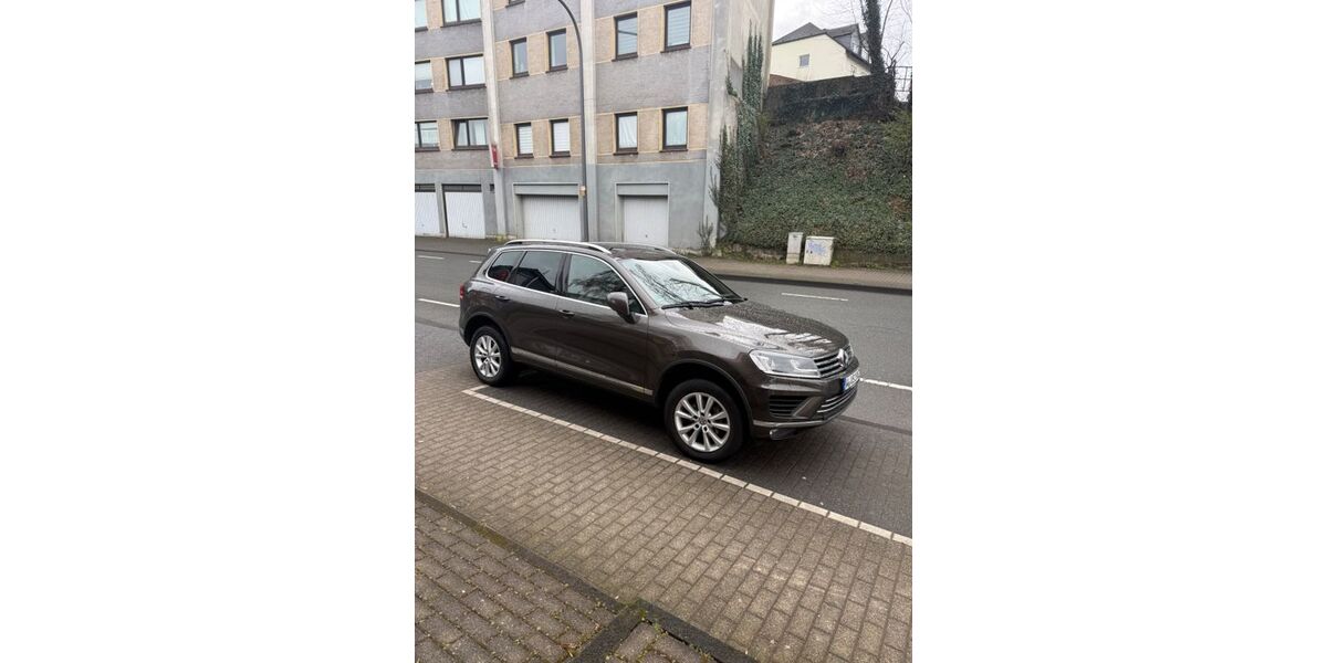 VW Touareg 171.300 km 20.900 &euro; Wuppertal 42369
