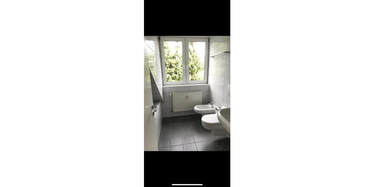 Dachgeschoßwohnung Dortmund Eving - 3.5 Zimmer, 89 m&sup2;, 800&euro; | Angebot:26483920