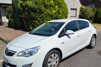 Opel Astra 6.167 km 7.900 &euro; Herne 44625