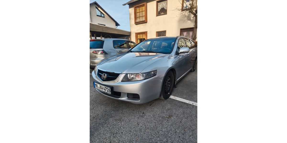 Honda Accord 243.000 km 1.500 &euro; Lüdenscheid 58511