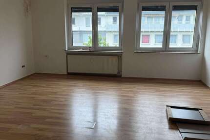 Wohnung Hagen Oberhagen - 2 Zimmer, 80 m&sup2;, 700&euro; | Angebot:27655597