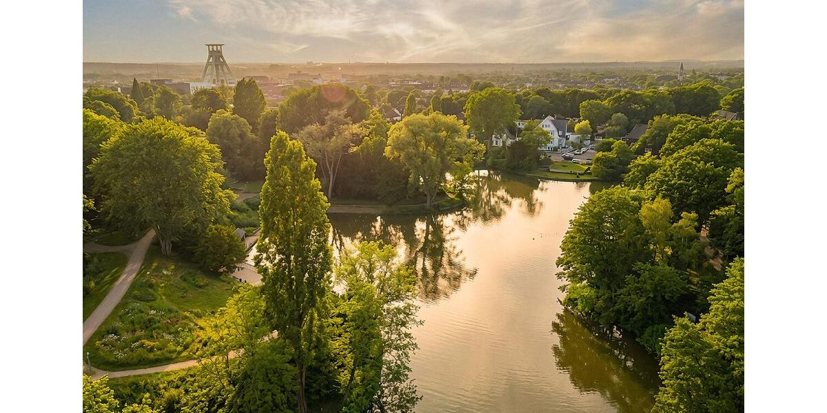 Etagenwohnung Bochum Bochum-Nord - 3.5 Zimmer, 132 m&sup2;, 2.640&euro; | Angebot:25590542