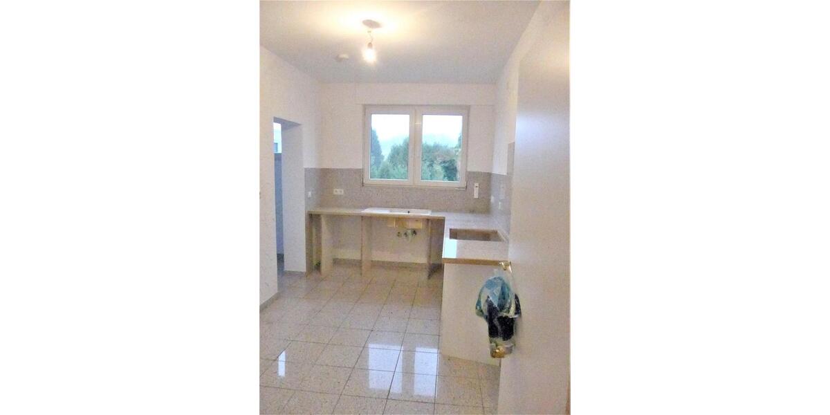 Einfamilienhaus Witten - 8 Zimmer, 250 m&sup2;, 2.000&euro; | Angebot:25392381