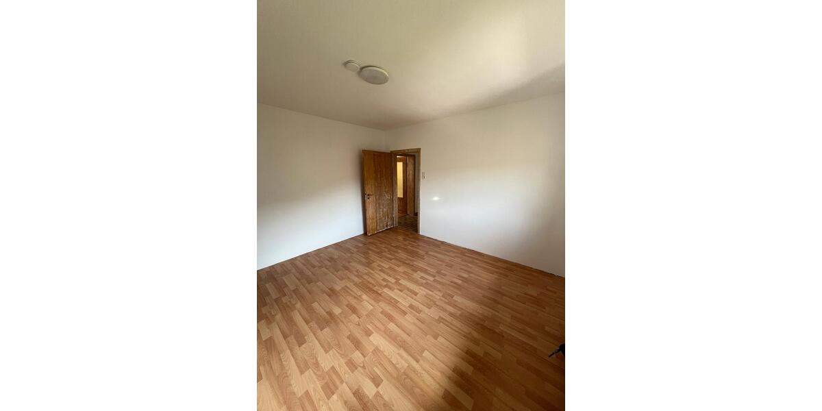 Etagenwohnung Hagen Hohenlimburg - 4 Zimmer, 82 m&sup2;, 1.150&euro; | Angebot:26001677