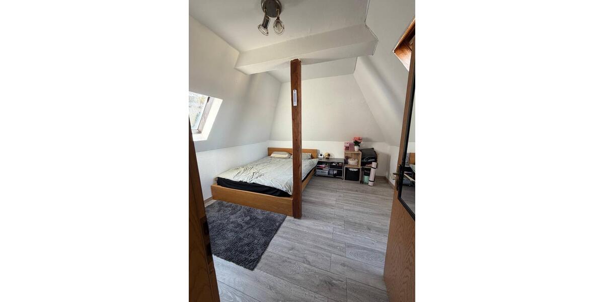 Dachgeschoßwohnung Wuppertal Sedansberg - 1 Zimmer, 45 m&sup2;, 530&euro; | Angebot:26033797