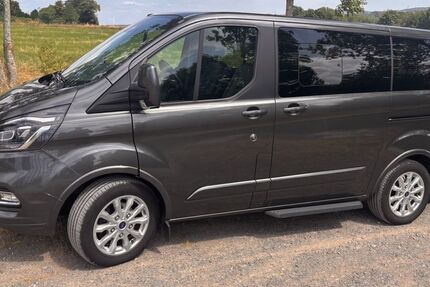 Ford Tourneo Custom 98.000 km 25.900 &euro; Schalksmühle 58579