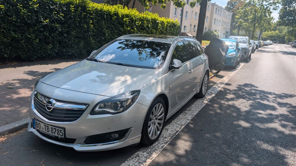 Opel Insignia 113.800 km 9.800 &euro; Bochum 44809