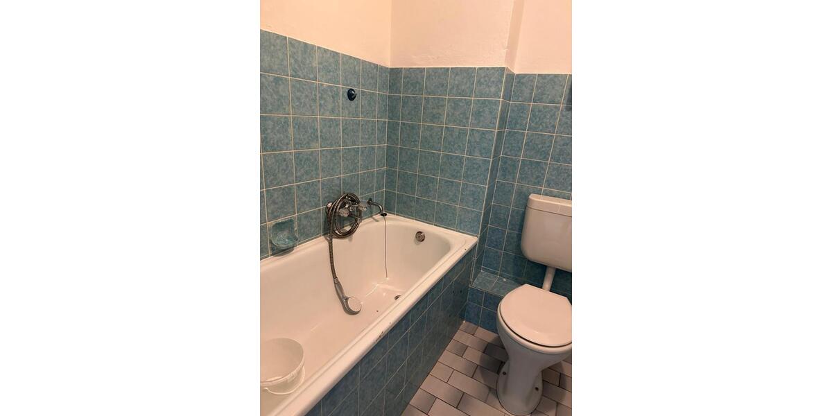 Dachgeschoßwohnung Bochum Bochum-Ost - 1 Zimmer, 25 m&sup2;, 350&euro; | Angebot:25305706