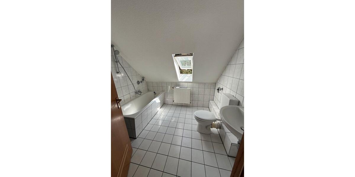 Dachgeschoßwohnung Herne Wanne - 1.5 Zimmer, 51 m&sup2;, 450&euro; | Angebot:27632239