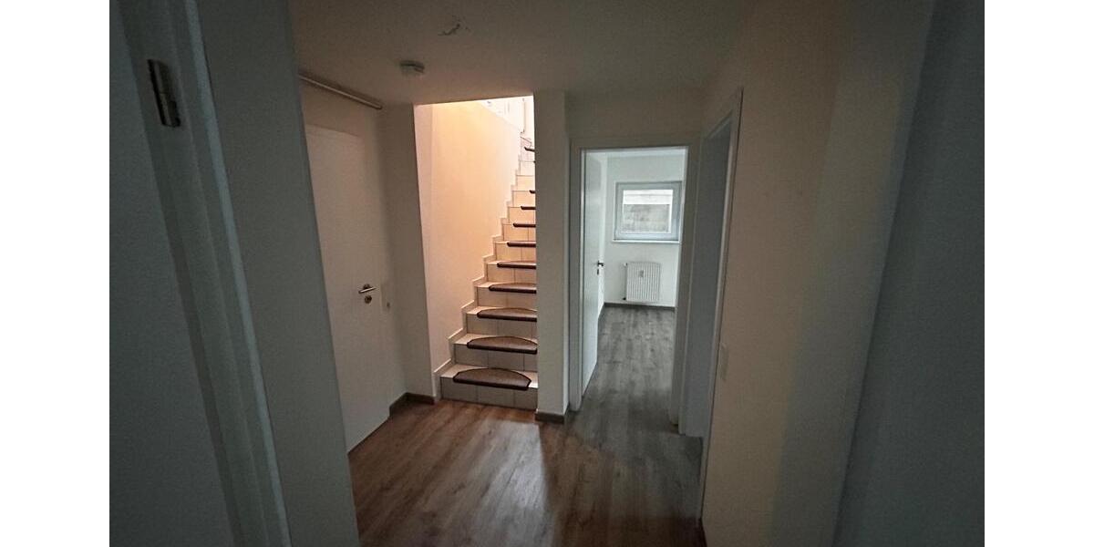 Etagenwohnung Holzwickede - 4 Zimmer, 126 m&sup2;, 349.000&euro; | Angebot:26516284