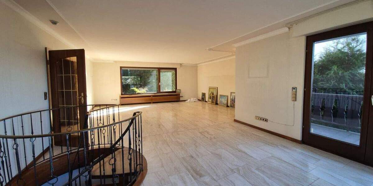 Mehrfamilienhaus, Wohnhaus Schwerte Villigst - 7 Zimmer, 299 m&sup2;, 550.000&euro; | Angebot:25667989