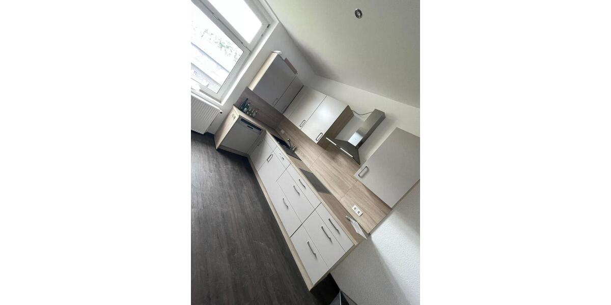 Dachgeschoßwohnung Hagen Hagen-Mitte - 3 Zimmer, 110 m&sup2;, 770&euro; | Angebot:25081466