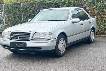 Mercedes-Benz C 250 186.000 km 11.999 &euro; Wuppertal 42389