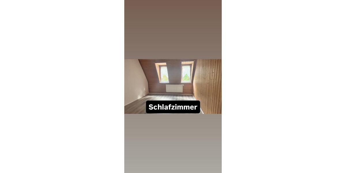 Dachgeschoßwohnung Iserlohn - 3 Zimmer, 90 m&sup2;, 650&euro; | Angebot:27542009