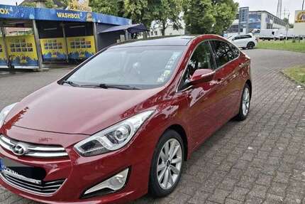 Hyundai i40 112.000 km 8.400 &euro; Dortmund 44319