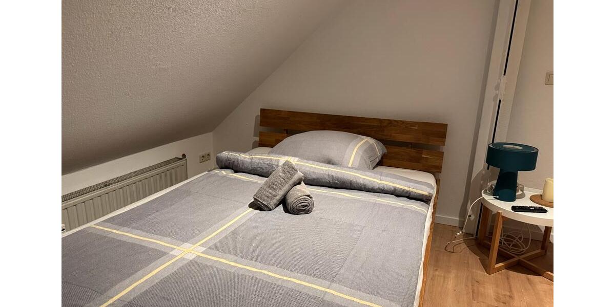 Dachgeschoßwohnung Wuppertal Elberfeld - 1 Zimmer, 39 m&sup2;, 600&euro; | Angebot:25995510