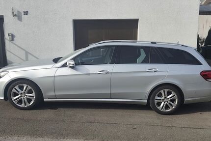 Mercedes-Benz E 220 217.000 km 10.500 &euro; Halver 58553