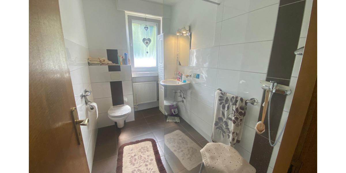 Einfamilienhaus Balve - 6 Zimmer, 137 m&sup2;, 146.000&euro; | Angebot:26018015