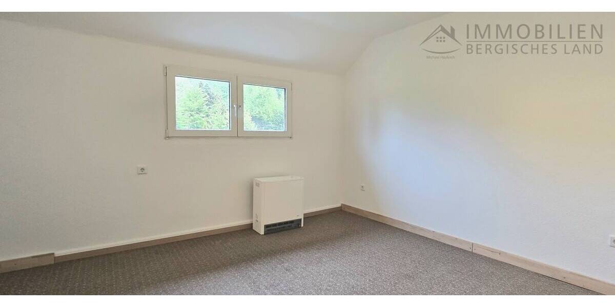 Etagenwohnung Hückeswagen Innenstadt - 2 Zimmer, 50 m&sup2;, 350&euro; | Angebot:26741536