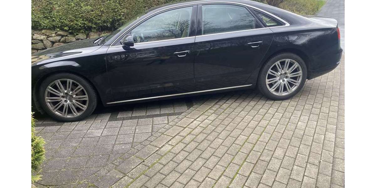 Audi A8 236.000 km 9.500 &euro; Hagen 58091