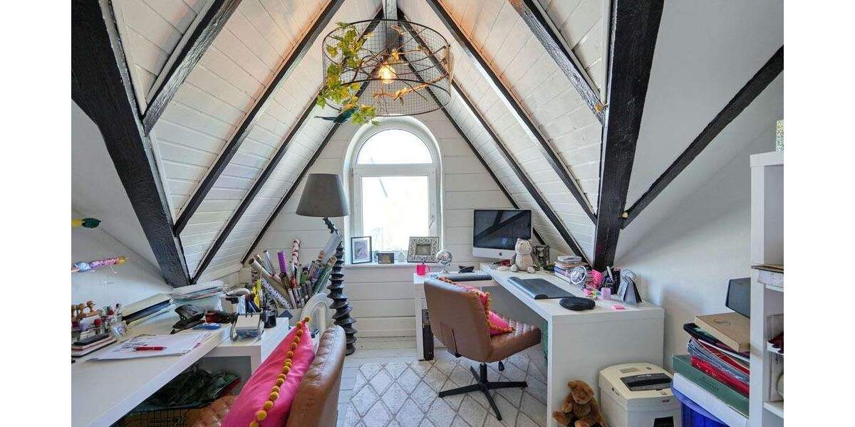 Mehrfamilienhaus, Wohnhaus Bochum Sevinghausen - 9 Zimmer, 310 m&sup2;, 795.000&euro; | Angebot:25743293