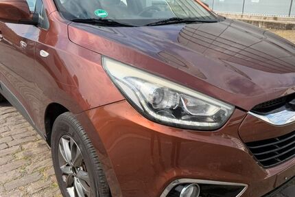 Hyundai ix35 204.889 km 4.950 &euro; wuppertal 42285