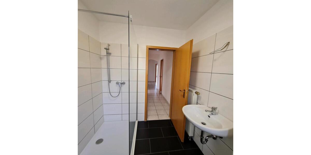 Etagenwohnung Lüdenscheid Staberg - 3 Zimmer, 81 m&sup2;, 725&euro; | Angebot:25173083