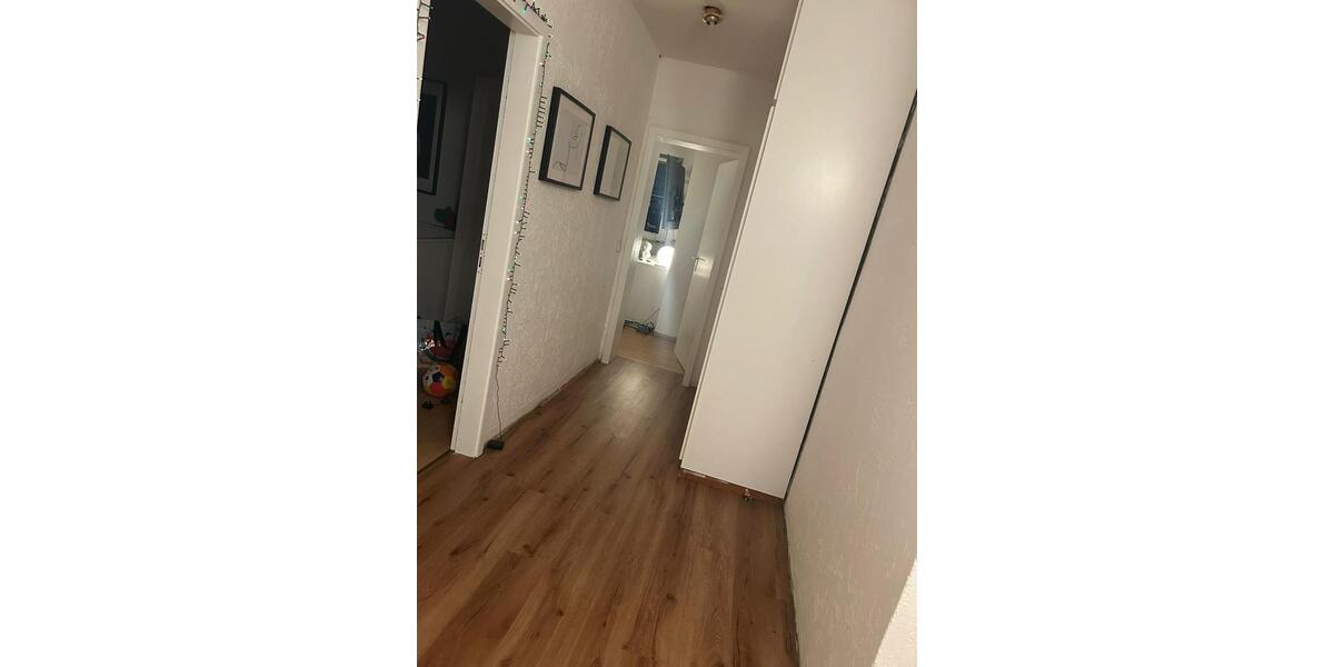 Etagenwohnung Bochum Bochum-Mitte - 3 Zimmer, 90 m&sup2;, 780&euro; | Angebot:24612556