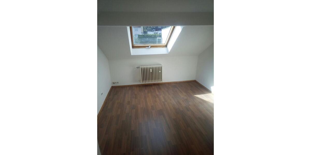 Dachgeschoßwohnung Wuppertal Barmen - 3 Zimmer, 75 m&sup2;, 599&euro; | Angebot:25960383