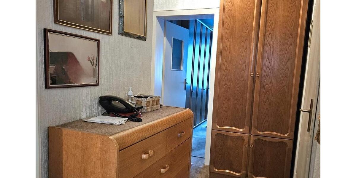 Etagenwohnung Hagen - 2 Zimmer, 63 m&sup2;, 440&euro; | Angebot:24690091