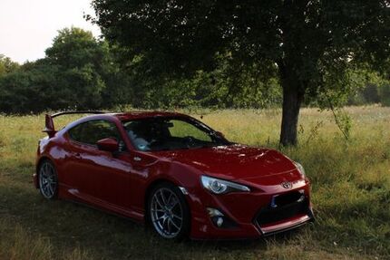 Toyota GT86 123.500 km 22.999 &euro; Kamen 59174
