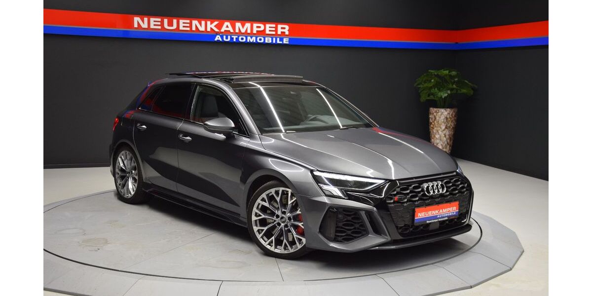 Audi RS3 84.400 km 47.490 &euro; Remscheid 42853