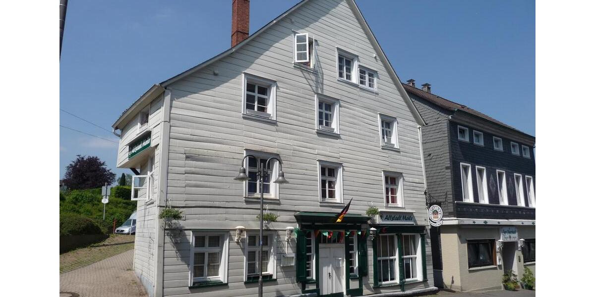 Erdgeschoßwohnung Schwelm - 2.5 Zimmer, 108 m&sup2;, 760&euro; | Angebot:25148349