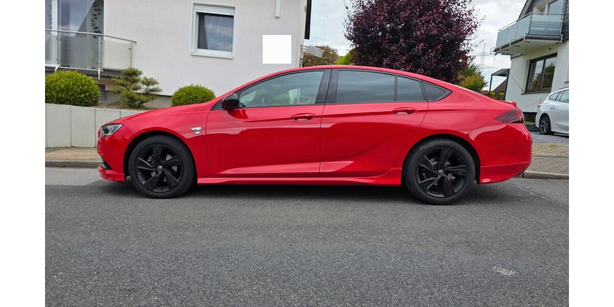 Opel Insignia 60.964 km 15.700 &euro; Velbert 42549