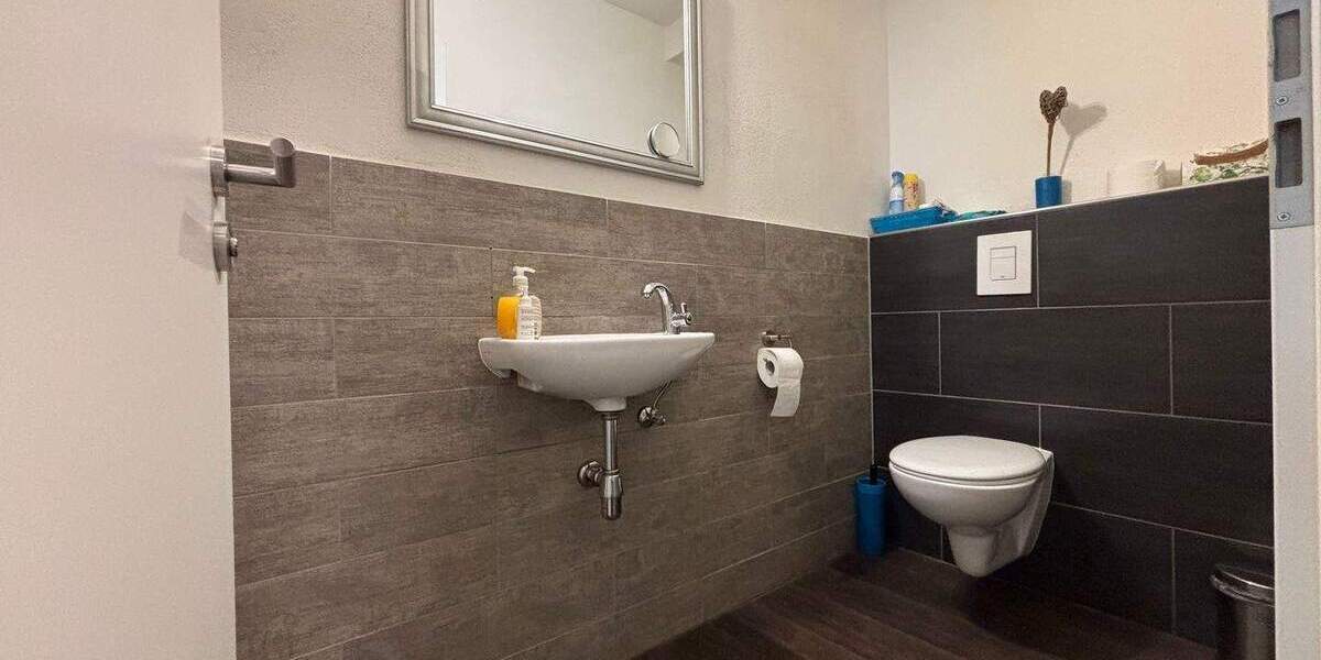 Mehrfamilienhaus, Wohnhaus Balve - 8 Zimmer, 229 m&sup2;, 319.000&euro; | Angebot:25703440