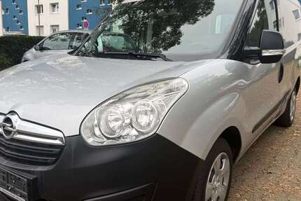 Opel Combo 177.000 km 2.999 &euro; Bochum 44869